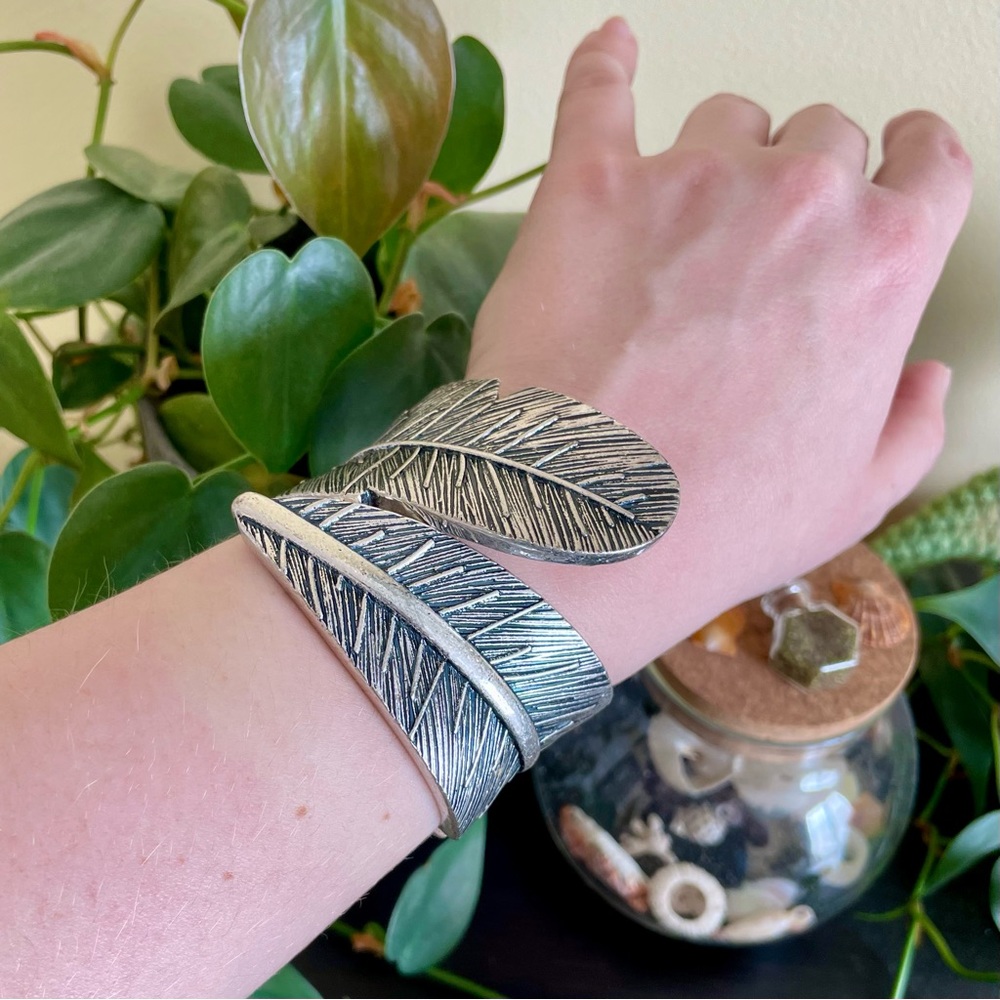 Metal Feather Cuff